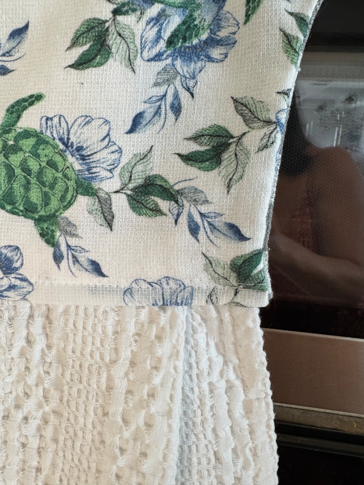 Green Turtle Oven Door Towels