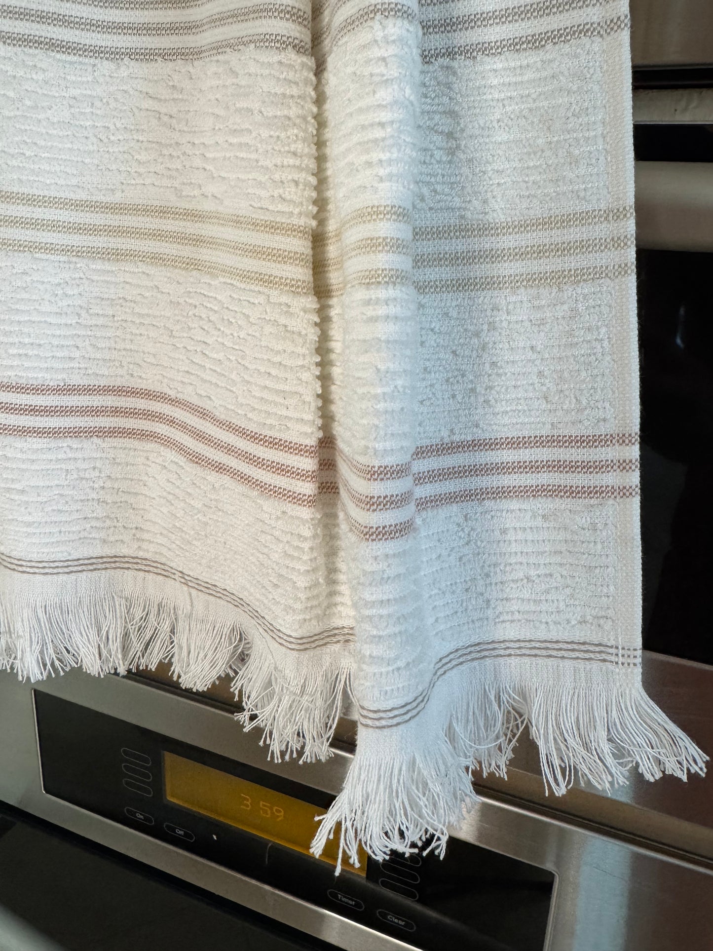 Shell Oven Door Towels