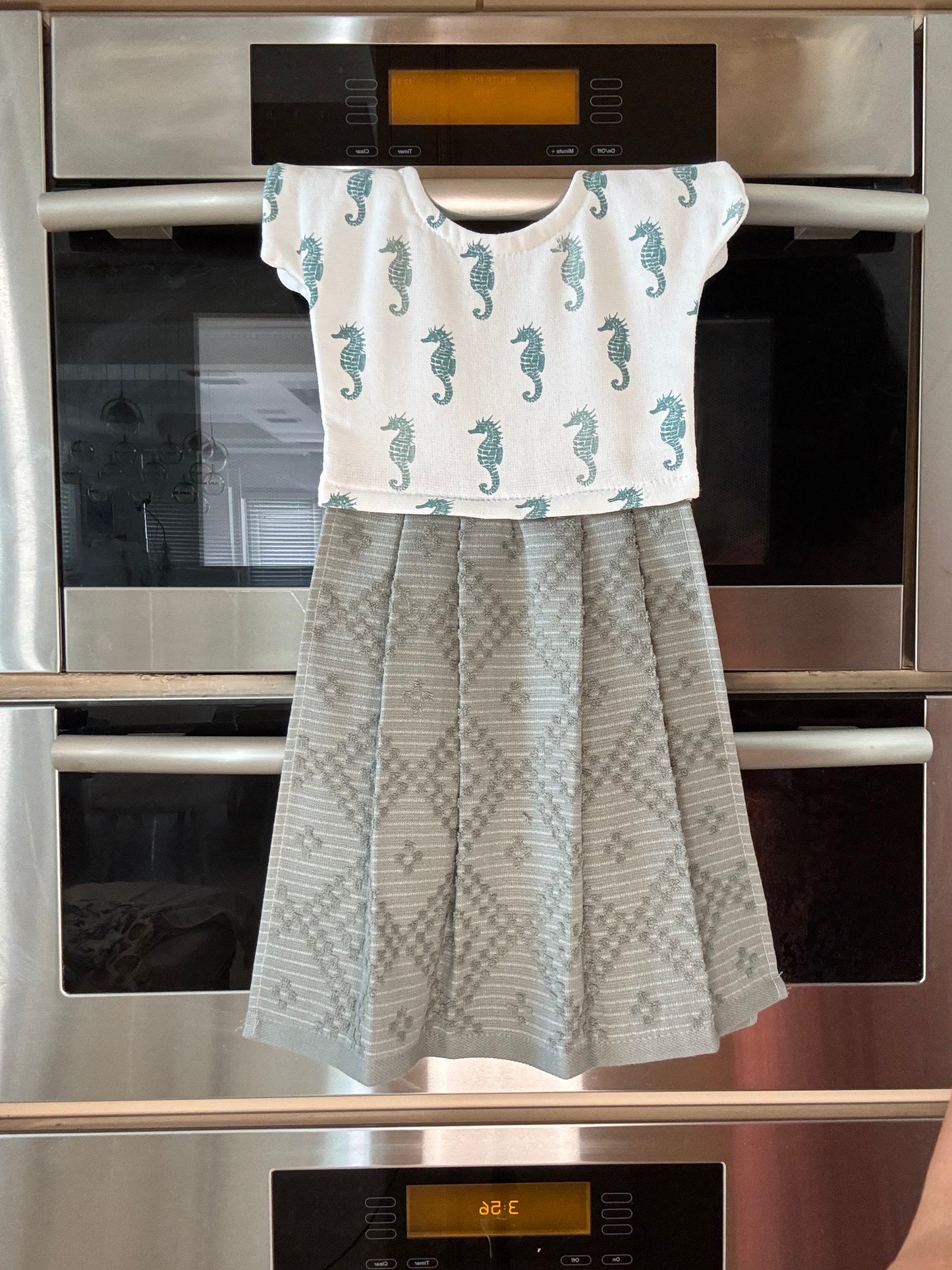 Green Seahorse Oven Door Towels