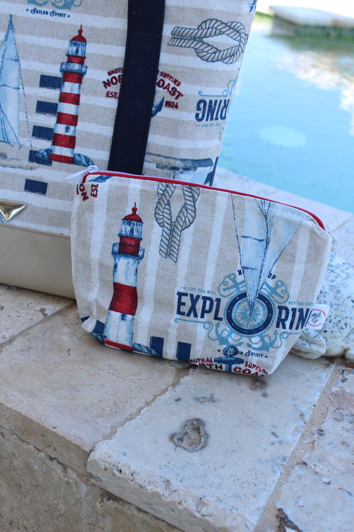 Set Tote and Clutch (Nautical) / Bolso playero (Nautical)
