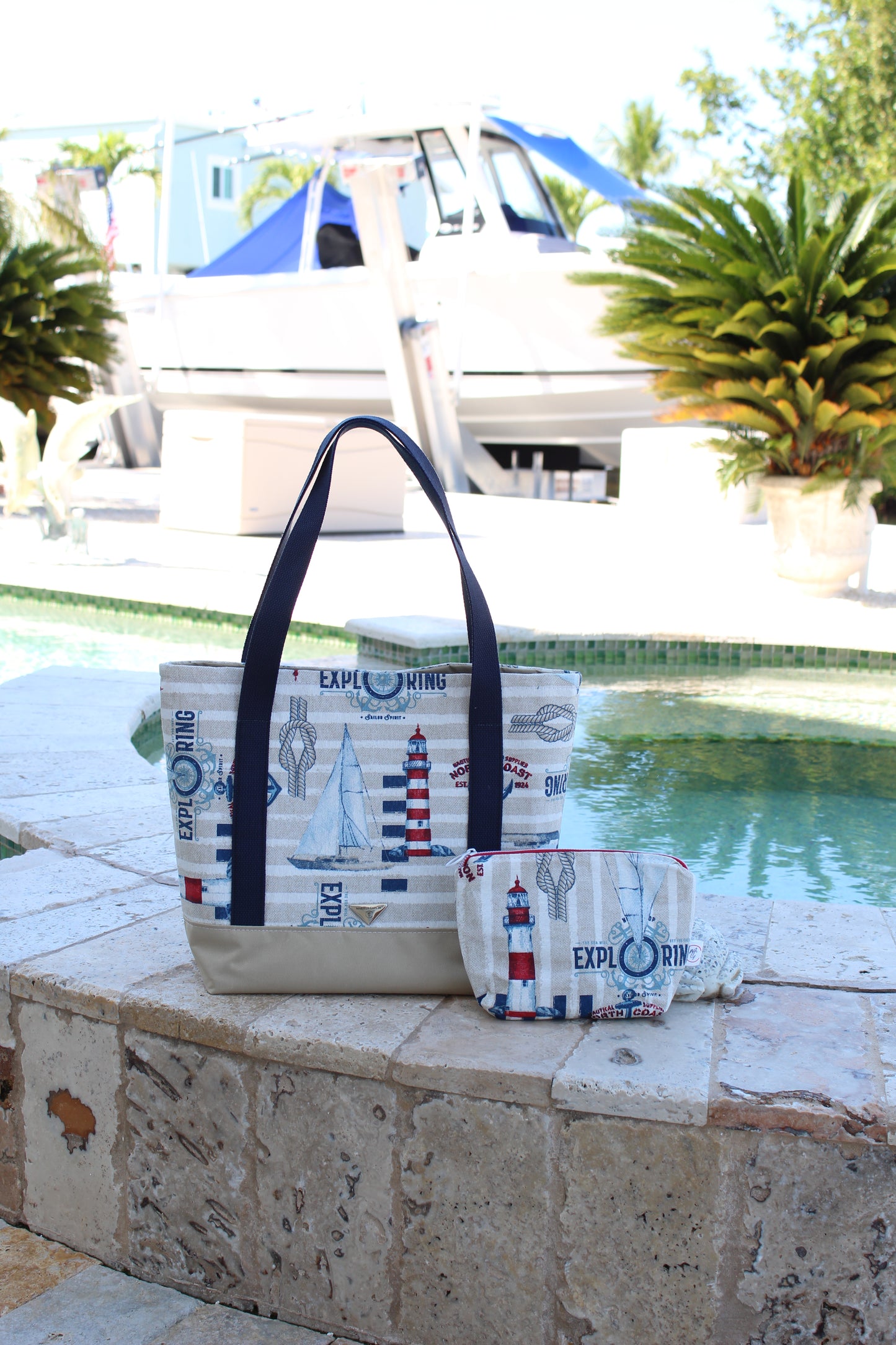 Set Tote and Clutch (Nautical)  / Bolso  playero (Nautical)